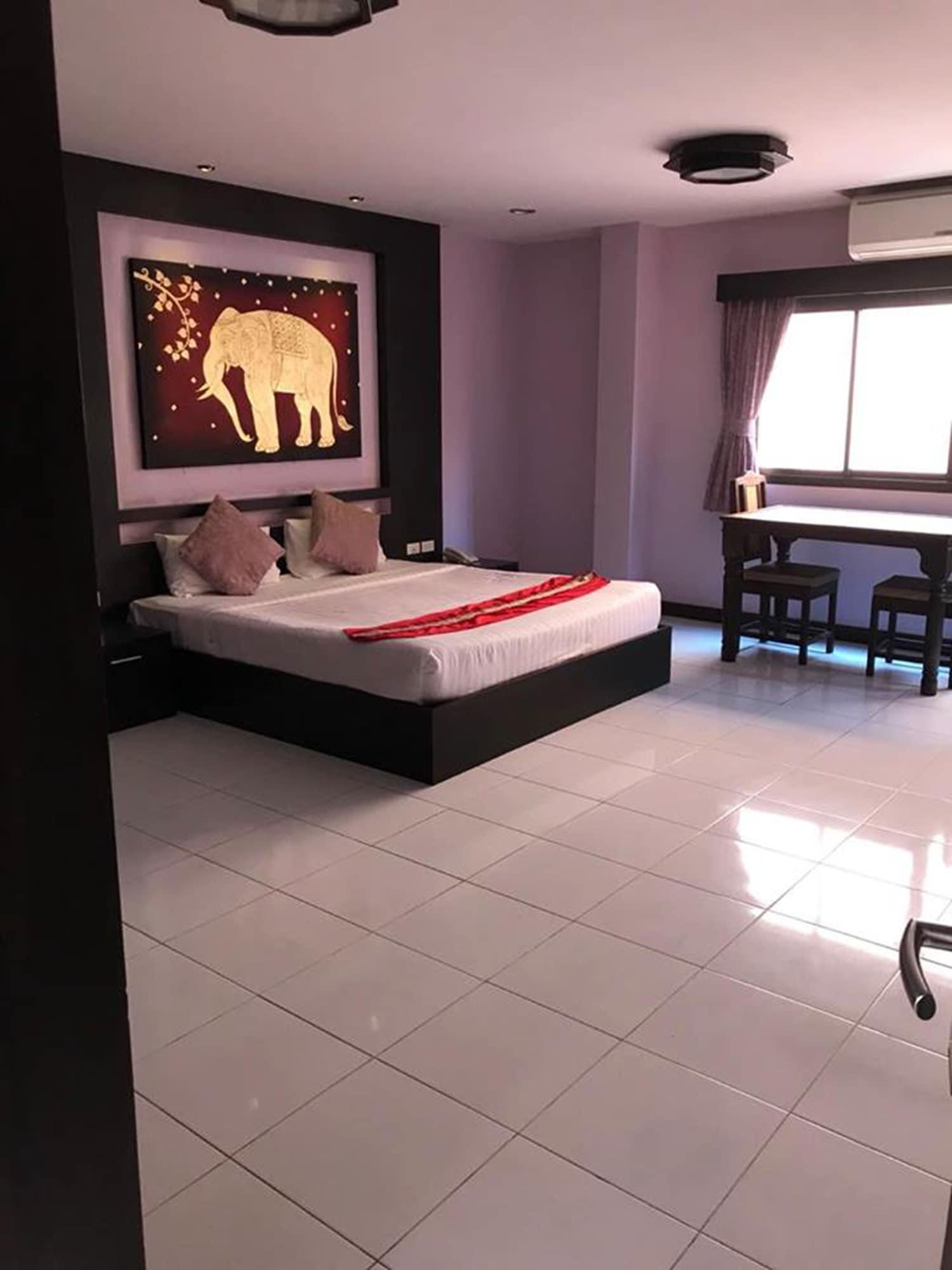 ZIP Lounge&Apartments Pattaya Exterior foto