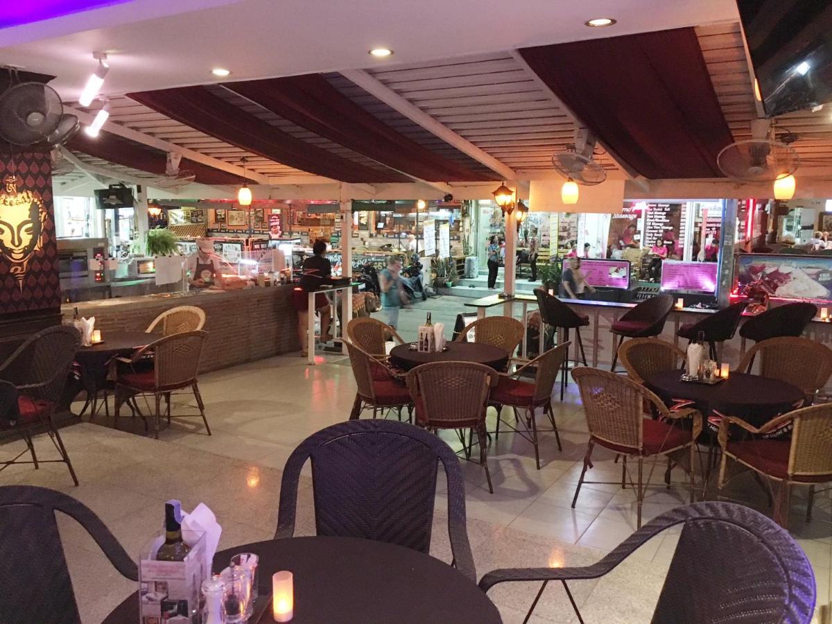 ZIP Lounge&Apartments Pattaya Exterior foto