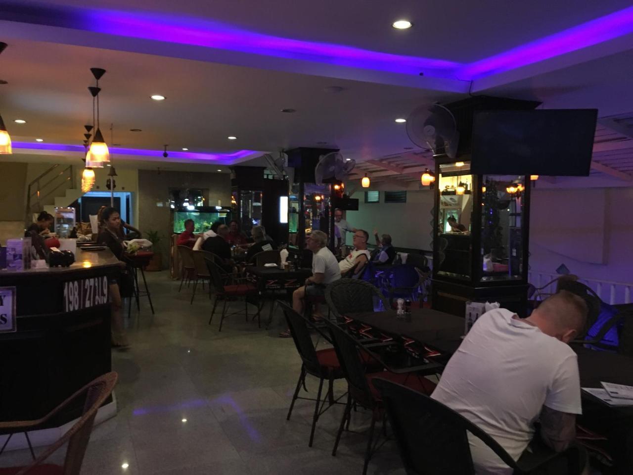 ZIP Lounge&Apartments Pattaya Exterior foto